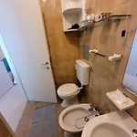 Cam 2 Sea View Apartament