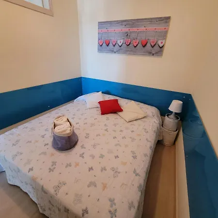 Cam 2 Sea View 아파트 *