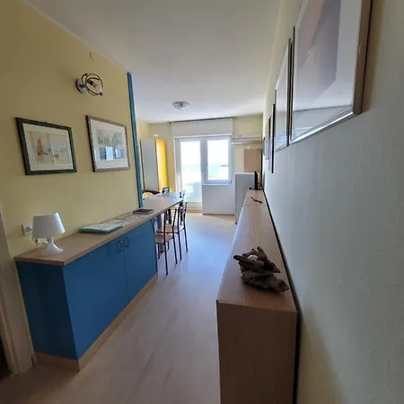 Cam 2 Sea View *